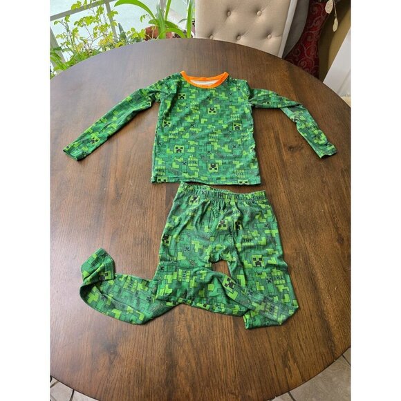 Minecraft Kids Pajama Set Creeper Design Long Sleeve & Pants Green Pixelated Pri - Picture 1 of 5